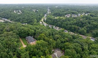 700 Old Kiefer Creek Rd, Ballwin, MO 63021