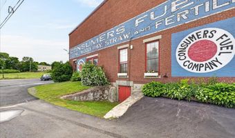 12 14 & 16 Main St, Belfast, ME 04915