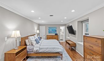 2418 Ainsdale Rd, Charlotte, NC 28226