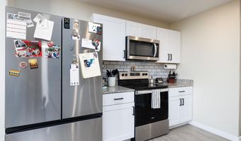 1635 W COTTONWOOD BLUFFS Dr, Benson, AZ 85602