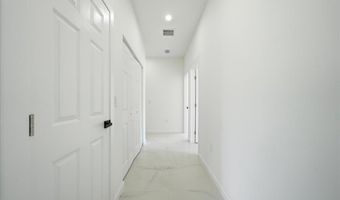 3174 N Sedgewick Rd, Avon Park, FL 33825