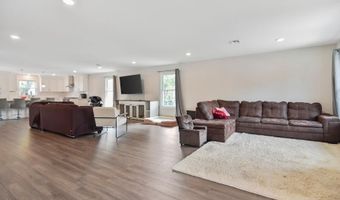 257 Port Monmouth Rd, North Middletown, NJ 07748