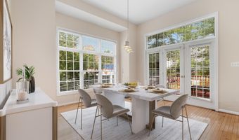 417 CLAYTON Ln, Alexandria, VA 22304