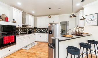 3615 Jenny Ln, Albany, GA 31721