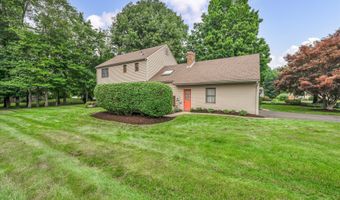 2 Sachem Dr, Cromwell, CT 06416