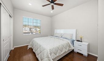 8180 E Brookdale Ln, Anaheim, CA 92807