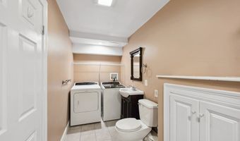 177 Jean Carol Rd, Abington, MA 02351