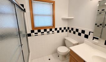 30 ANDREW St, Bayonne, NJ 07002