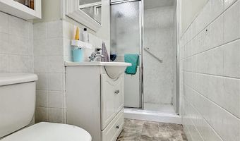 3785 GENESEE Dr, Philadelphia, PA 19154