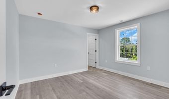 443 Western Blvd, Bayville, NJ 08721