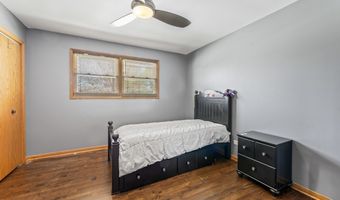 1005 E Orchard St, Arlington Heights, IL 60005