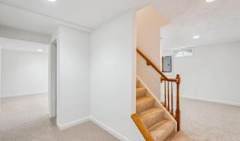 42924 MAPLEGROVE Ct, Ashburn, VA 20147
