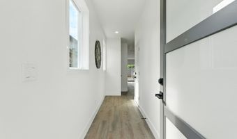 6888 SE Lamphier St, Milwaukie, OR 97222