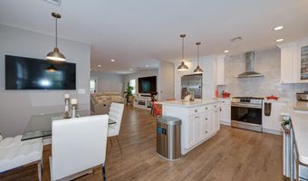 20 Duchess Ave, North Middletown, NJ 07748