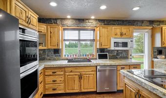 9293 BROADACRES Rd NE, Aurora, OR 97002