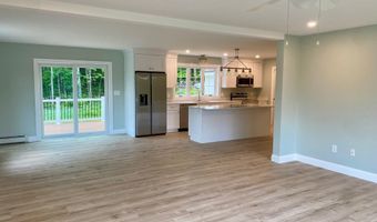47 Woodbrey Ln, Standish, ME 04084