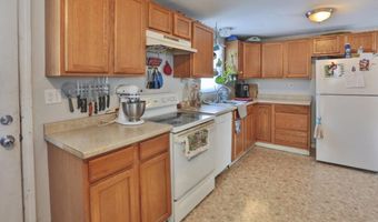 162 Waldo Ave, Belfast, ME 04915