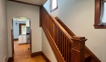 135 Morris Ave, Athens, OH 45701