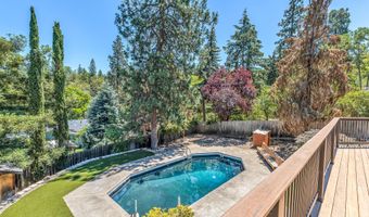 704 Elkader St, Ashland, OR 97520