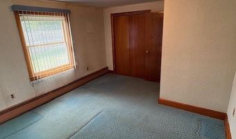 44 Valente Dr, Cranston, RI 02920