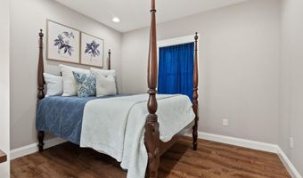 2503 TAYLOR Ave, Alexandria, VA 22302