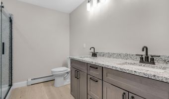 52 Woodbrey Ln, Standish, ME 04084