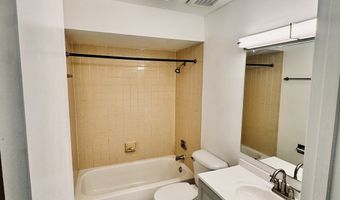 811 S Dwyer Ave E, Arlington Heights, IL 60005