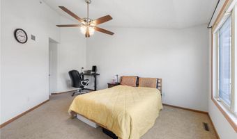 5048 Yuma Ln N, Plymouth, MN 55446