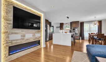 957 N HOWARD Ave, Addison, IL 60101