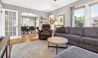 1036 W OKLAHOMA St, Appleton, WI 54914