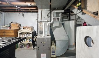 4289 Wedgewood Dr, Austintown, OH 44511