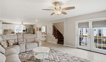 16 Brown St, North Providence, RI 02904
