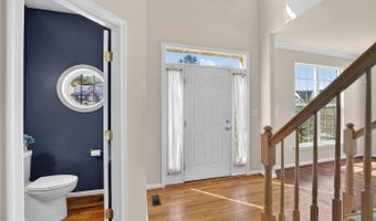 7712 BLUE POINT Ave, Beltsville, MD 20705