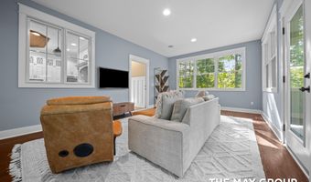 5354 Pinnacle Point Dr NE, Ada, MI 49301