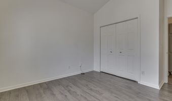 120 Golden Tree Ln, Indianapolis, IN 46227