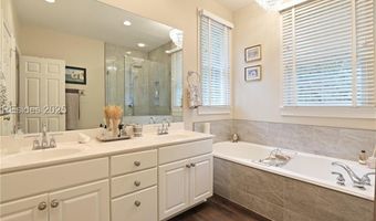 125 Bartram Dr, Beaufort, SC 29902