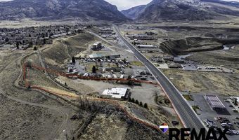214 Yellowstone Ave, Cody, WY 82414
