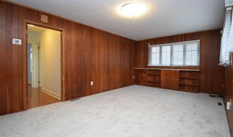 482 Snow Hill St, Ayden, NC 28513