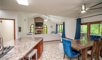 6904 Ruby Ct, Austintown, OH 44515