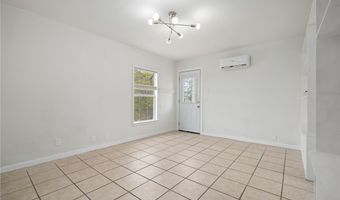 215 S 11th St, Aransas Pass, TX 78336