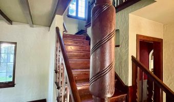 810 3rd St NW, Austin, MN 55912