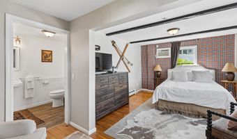 157 Main St, Belgrade, ME 04918