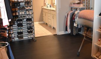 8034 Clearwater Ct, Plainfield, IN 46168