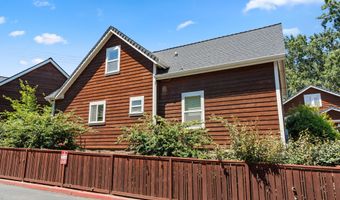2277 Siskiyou Blvd, Ashland, OR 97520