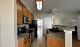 1575 Town Home Dr, Apex, NC 27502