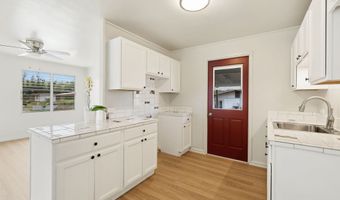 7756 IWIPOLENA Rd, Kekaha, HI 96752