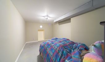 1201 N Scarlet Ct, Addison, IL 60101