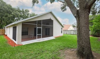 1052 ROYAL OAKS Dr, Apopka, FL 32703