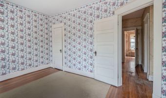 596 Morris St, Albany, NY 12208