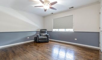 1801 N Dover Ct, Arlington Heights, IL 60004